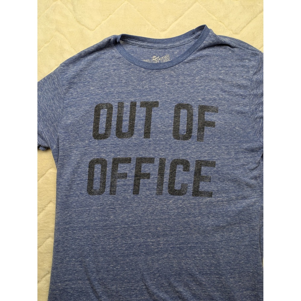 Retro Brand Out Of Office Graphic T-Shirt Mens Medium Blue Heathered Crewneck